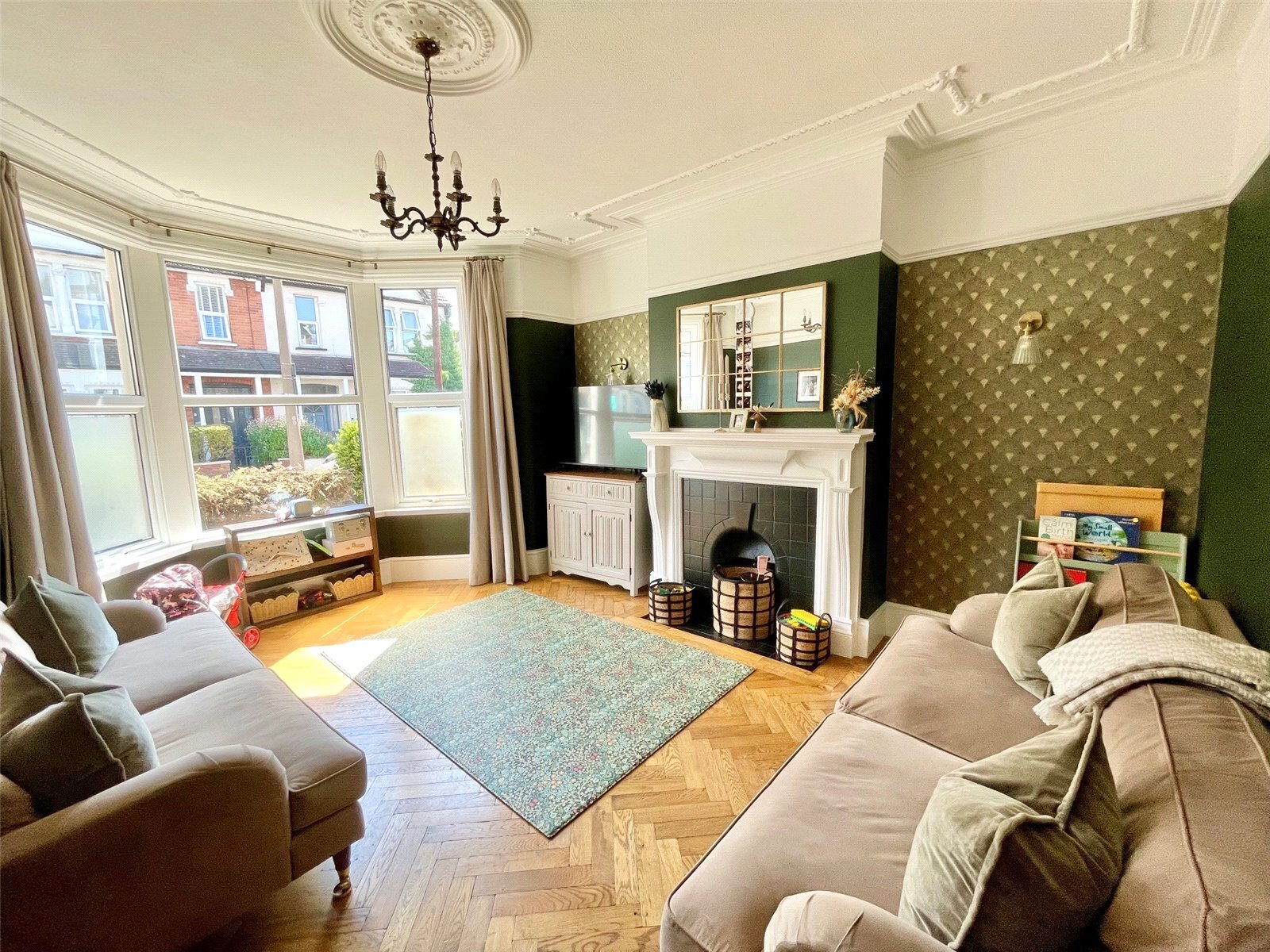 Hainault Avenue, Westcliff-on-Sea, Essex, SS0 Image 3