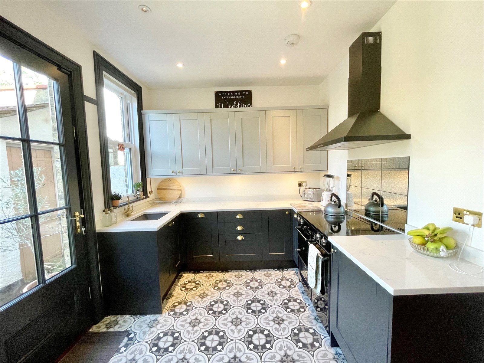 Hainault Avenue, Westcliff-on-Sea, Essex, SS0 Image 5