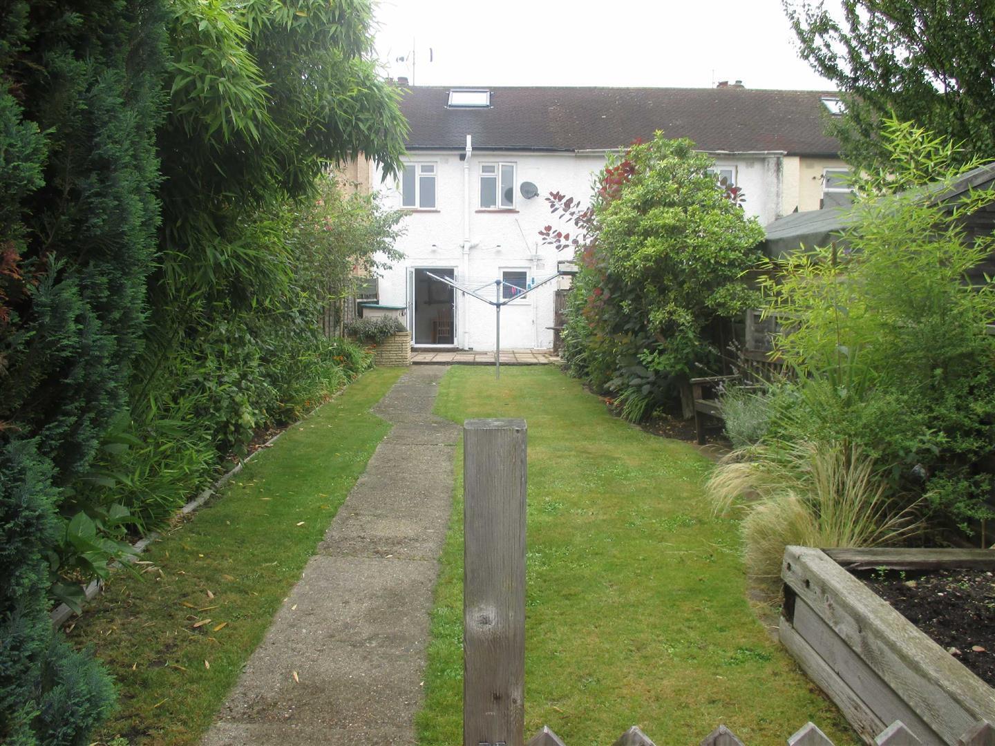Stanhope Road, Cippenham Image 7