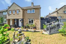 Langmead Place, Crewkerne