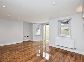 Victoria Road, Warley, Brentwood thumb 2
