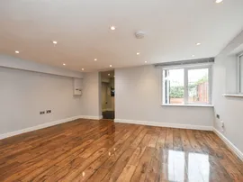 Victoria Road, Warley, Brentwood thumb 3