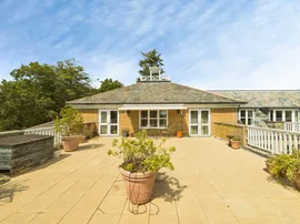 Hett Close, Ardingly, Haywards Heath thumb 2