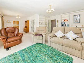 Hett Close, Ardingly, Haywards Heath thumb 3