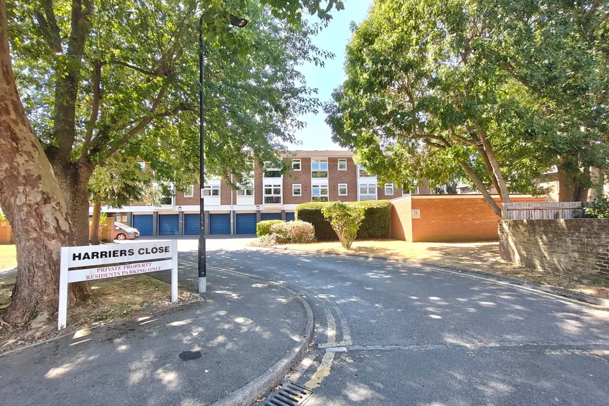 Harriers Close, Ealing