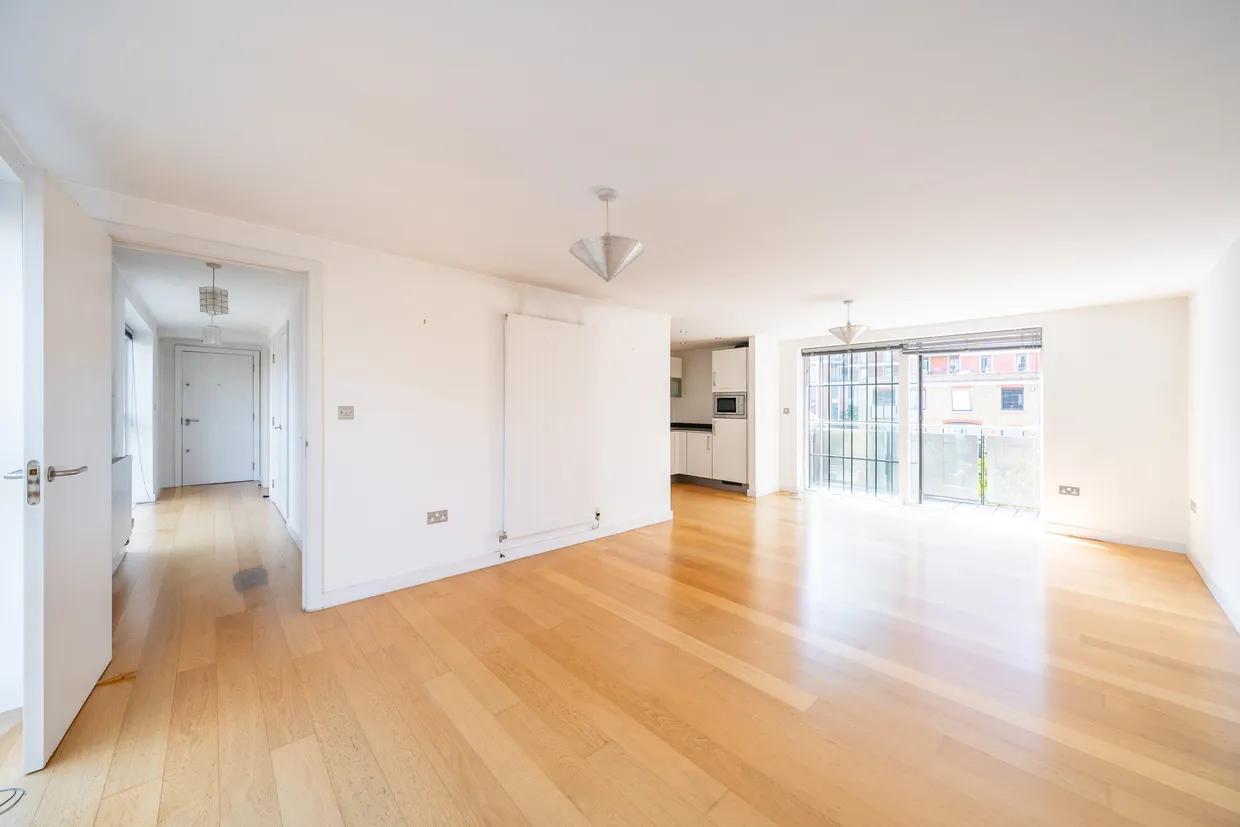 112 York Road, London, SW11 photo 4