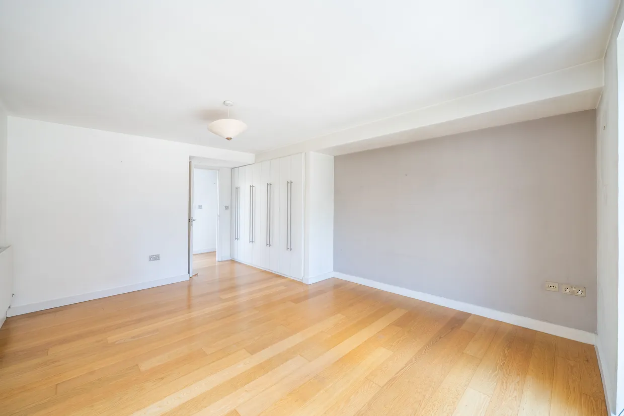 112 York Road, London, SW11 photo 7