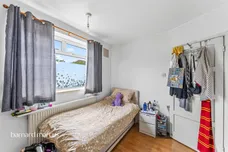 Barnfield Avenue, Mitcham