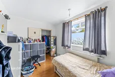 Barnfield Avenue, Mitcham