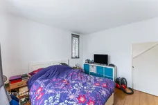 Barnfield Avenue, Mitcham