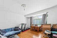 Barnfield Avenue, Mitcham
