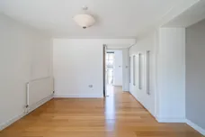 112 York Road, London, SW11 photo 12