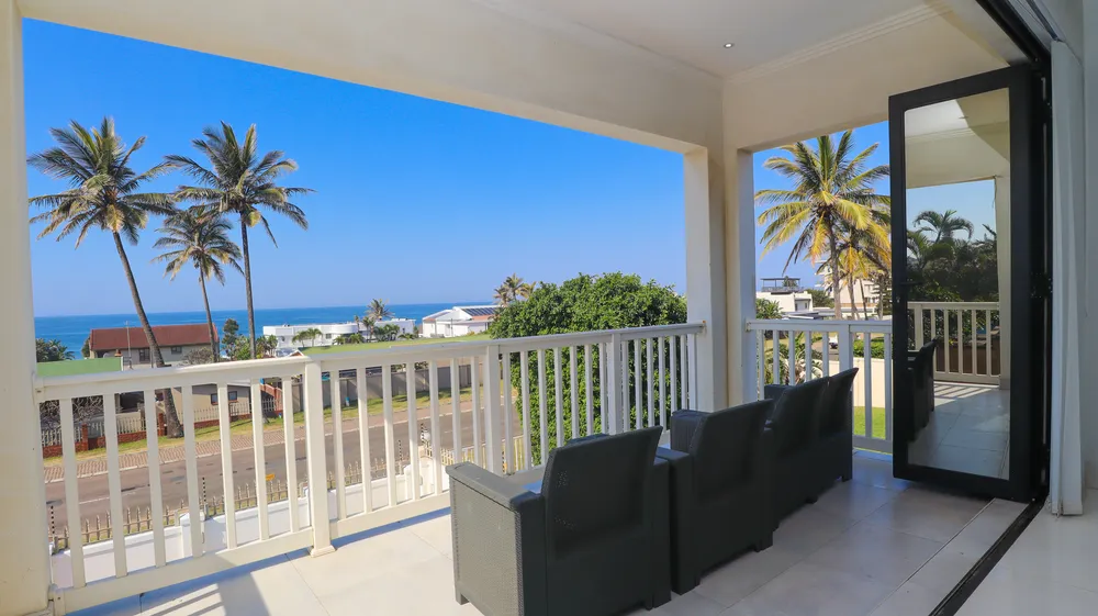 South Africa, KwaZulu Natal, Ballito Central, Compensation Road South, 3B