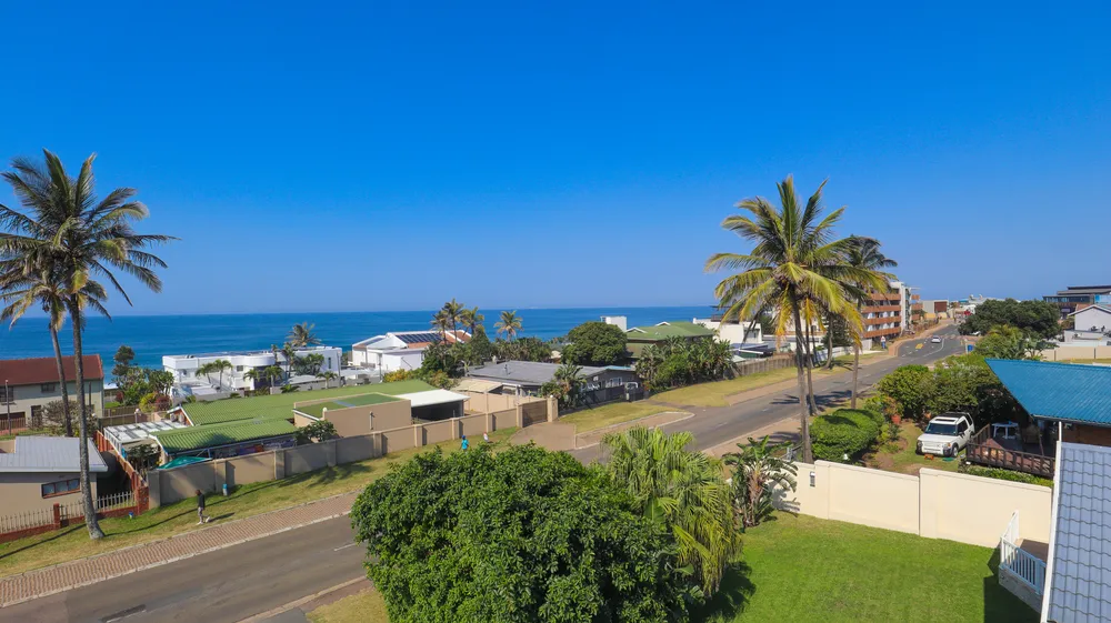 South Africa, KwaZulu Natal, Ballito Central, Compensation Road South, 3B