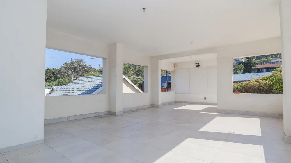 South Africa, KwaZulu Natal, Ballito Central, Compensation Road South, 3B