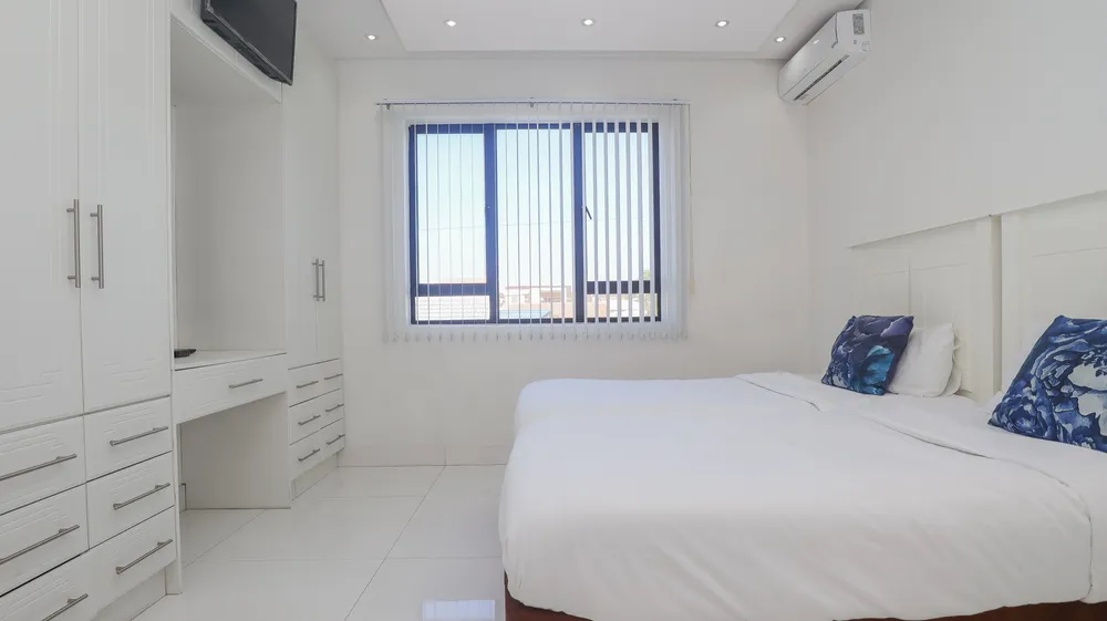 South Africa, KwaZulu Natal, Ballito Central, Compensation Road South, 3B