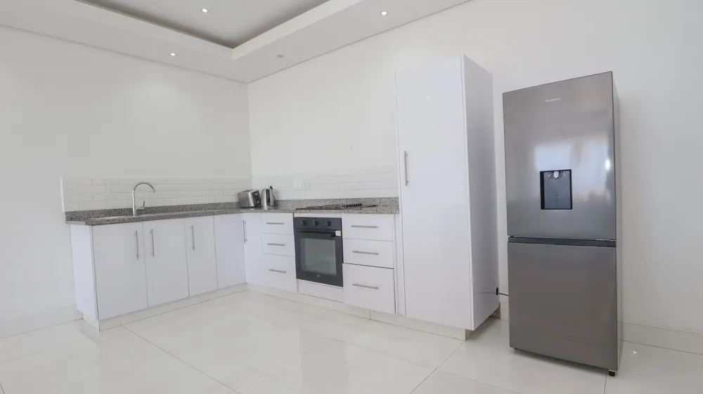 South Africa, KwaZulu Natal, Ballito Central, Compensation Road South, 3B