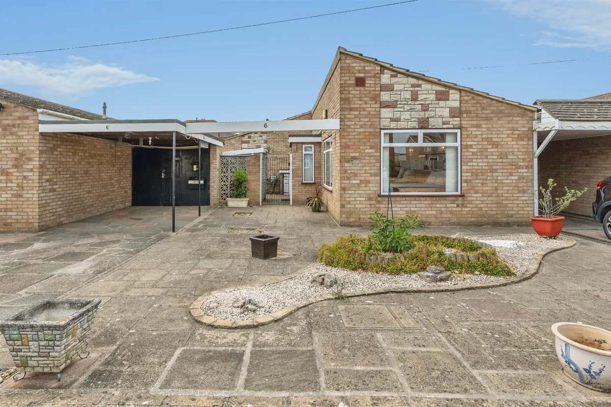 Elder Way, Rainham