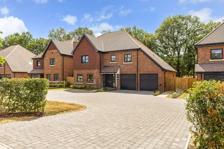 Oakland Grove, Ridgley Road, Godalming, GU8