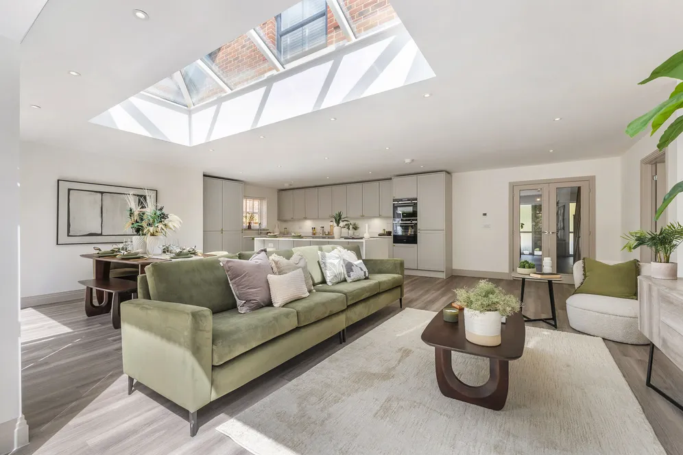 Oakland Grove, Ridgley Road, Godalming, GU8 photo 8