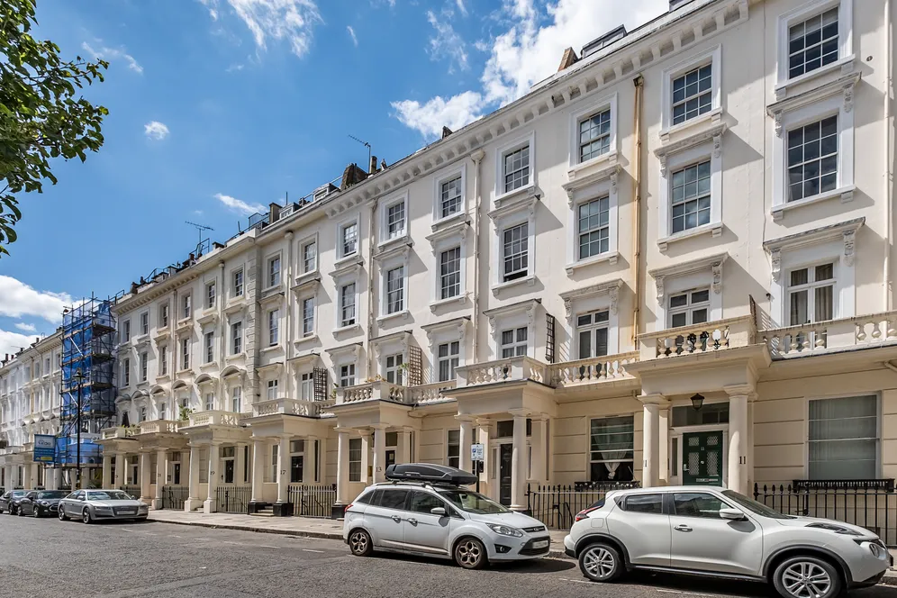 Gloucester Street, London, SW1V photo 11