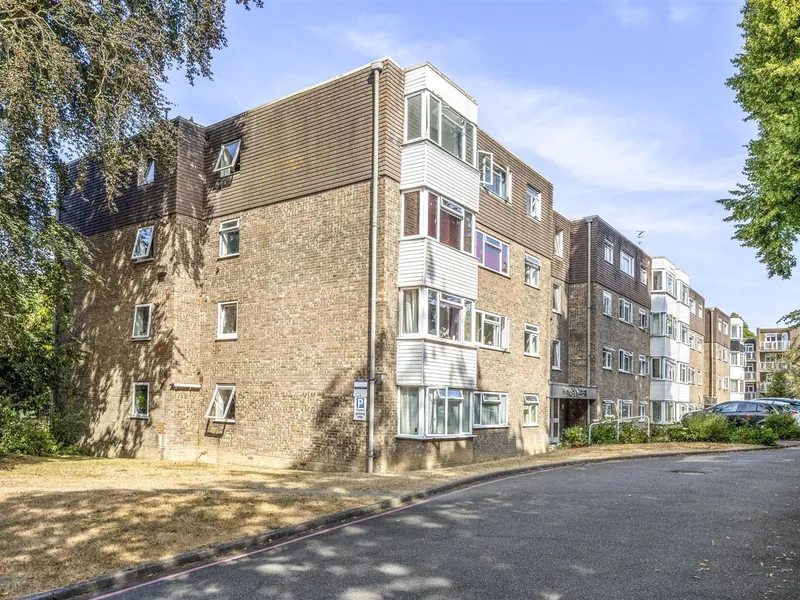 Property thumbnail 1 out of 3