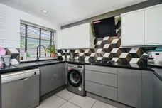 Brook Close, Plympton