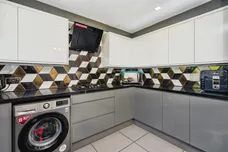 Brook Close, Plympton