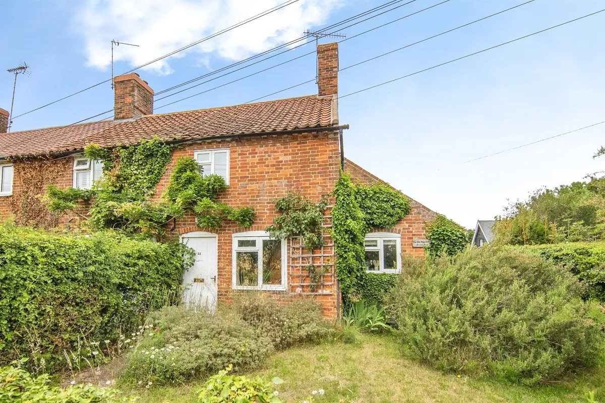 Long Row, Chillesford, WOODBRIDGE