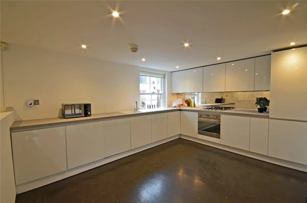 Kempsford Gardens, London, SW5