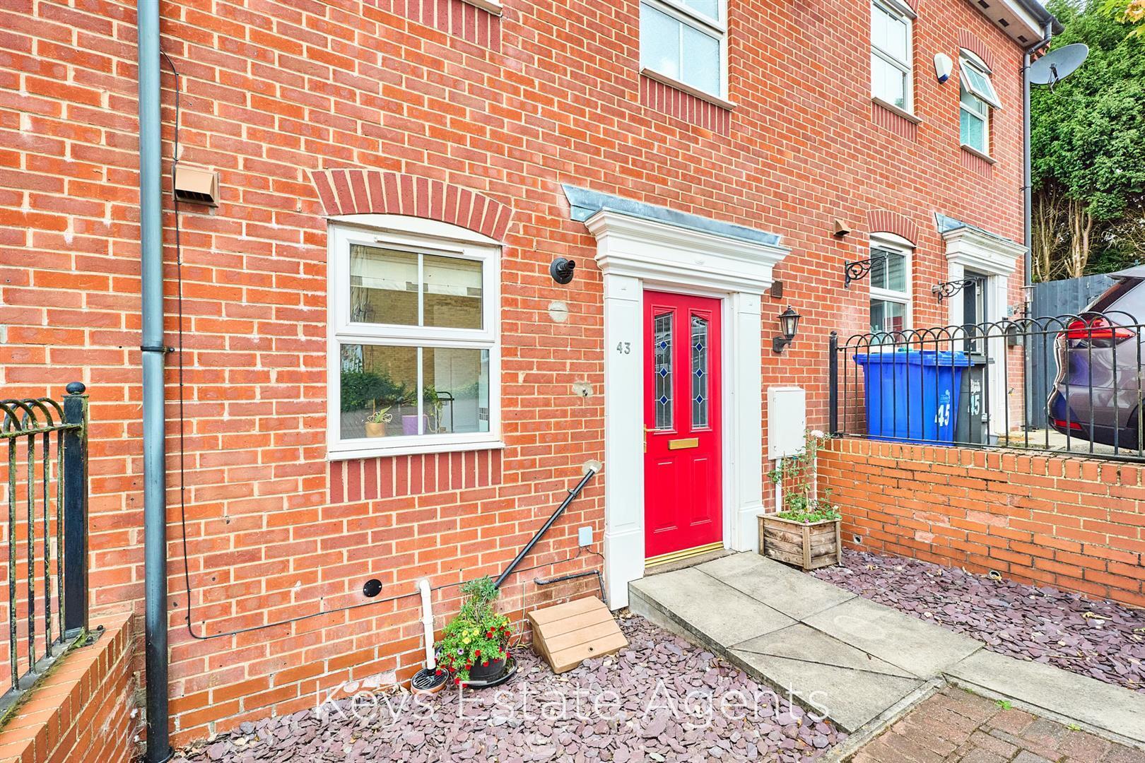 Moorhen Way, Packmoor, Stoke-On-Trent Image 2