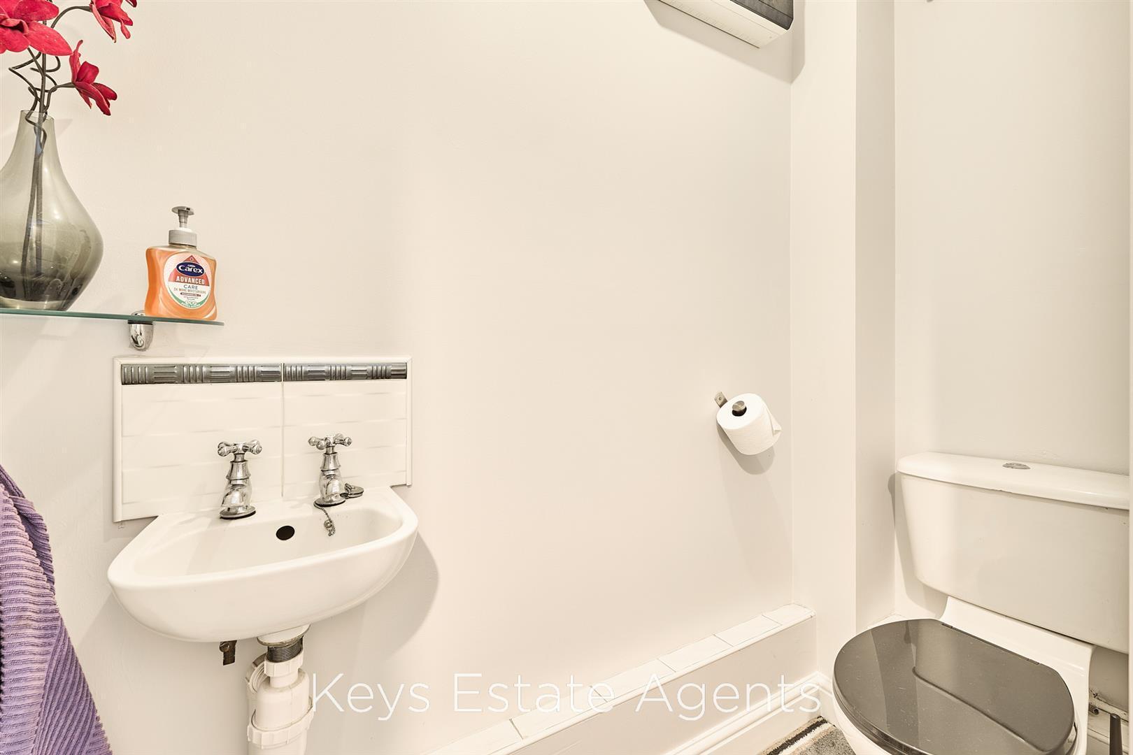Moorhen Way, Packmoor, Stoke-On-Trent Image 6