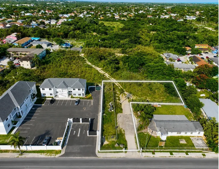 Carmichael Road Nassau / New Providence