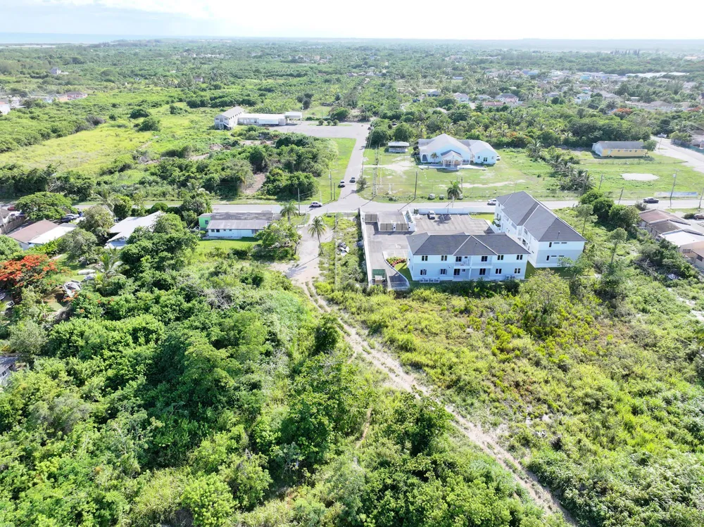 Carmichael Road Nassau / New Providence