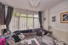 Park Avenue, Waterlooville