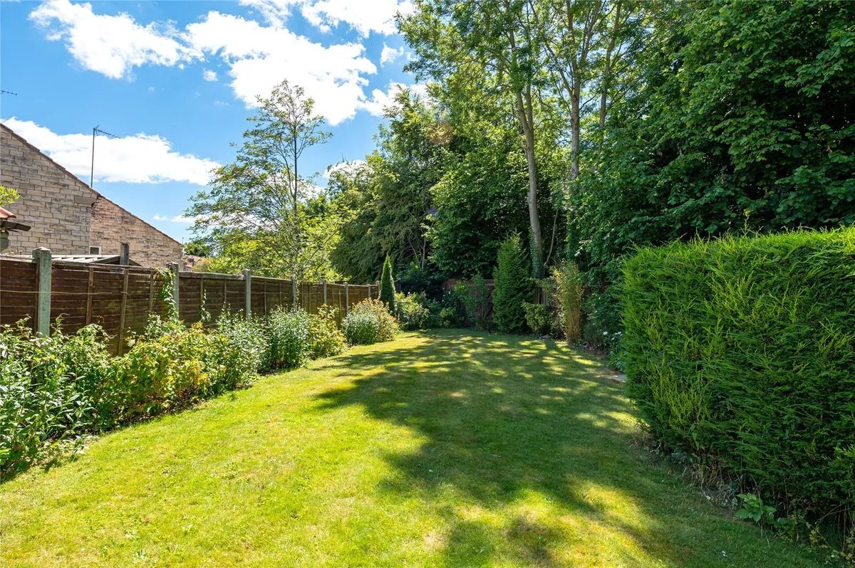 Milnthorpe Lane, Bramham, LS23