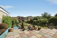 Paddock Gardens, Polegate