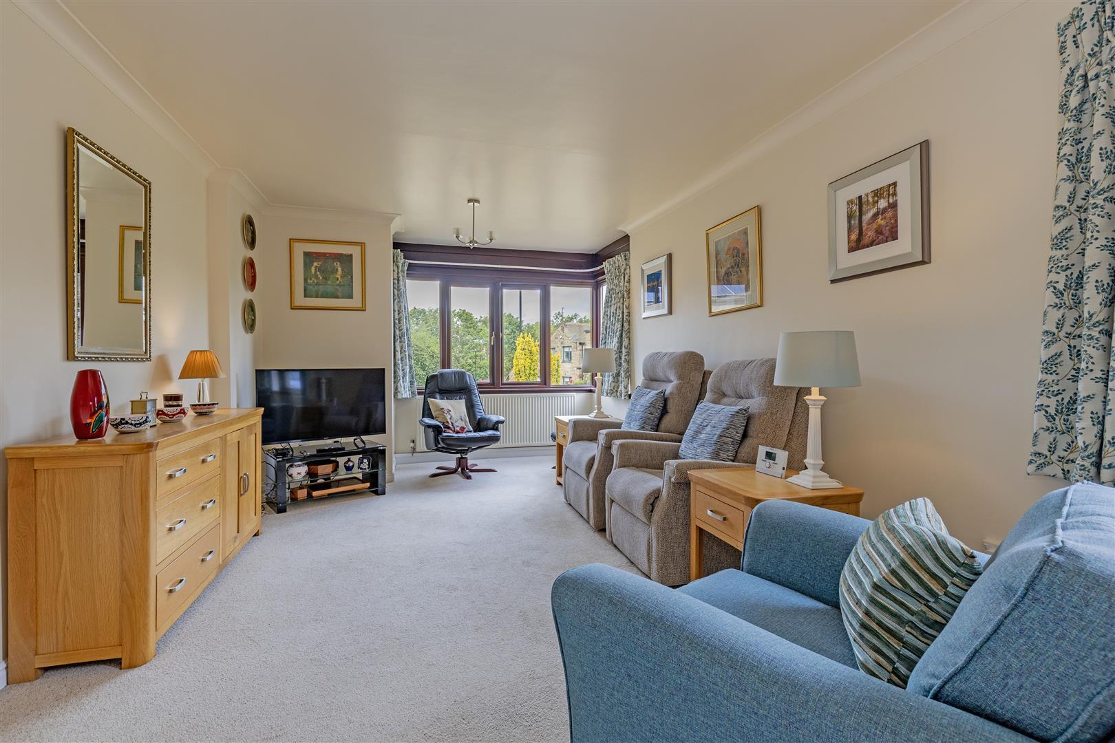 Lomas Close, Stannington, Sheffield Image 6