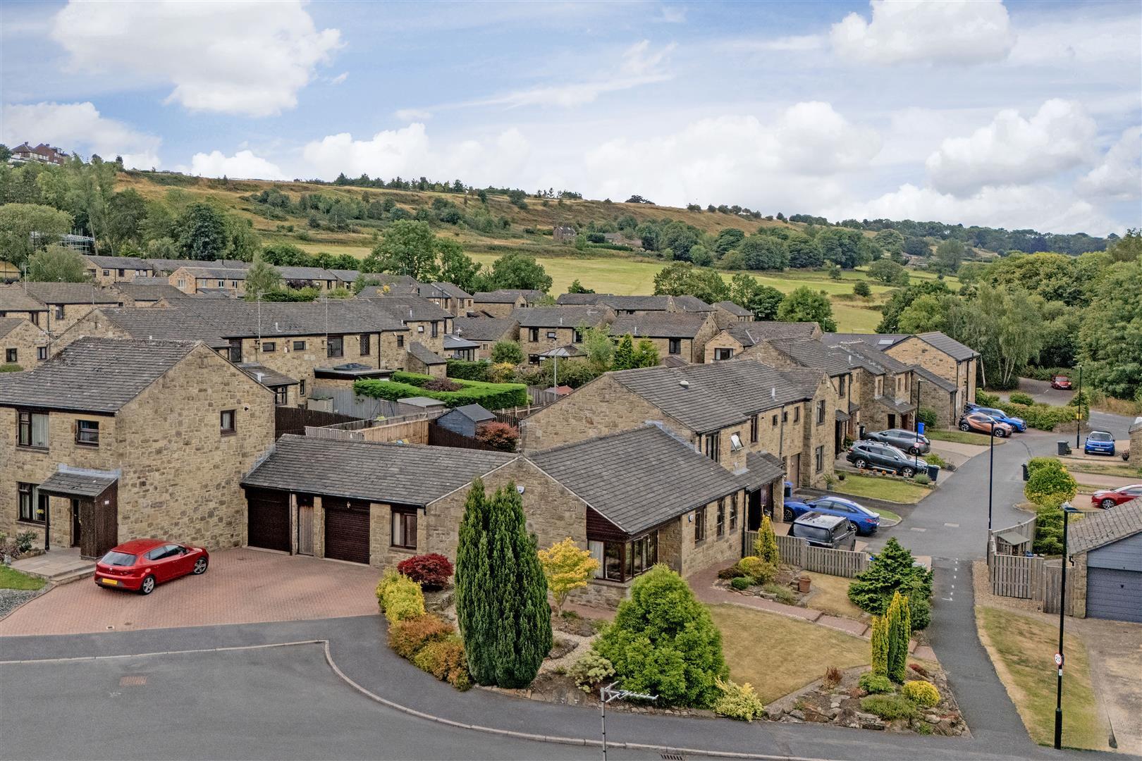 Lomas Close, Stannington, Sheffield Image 25