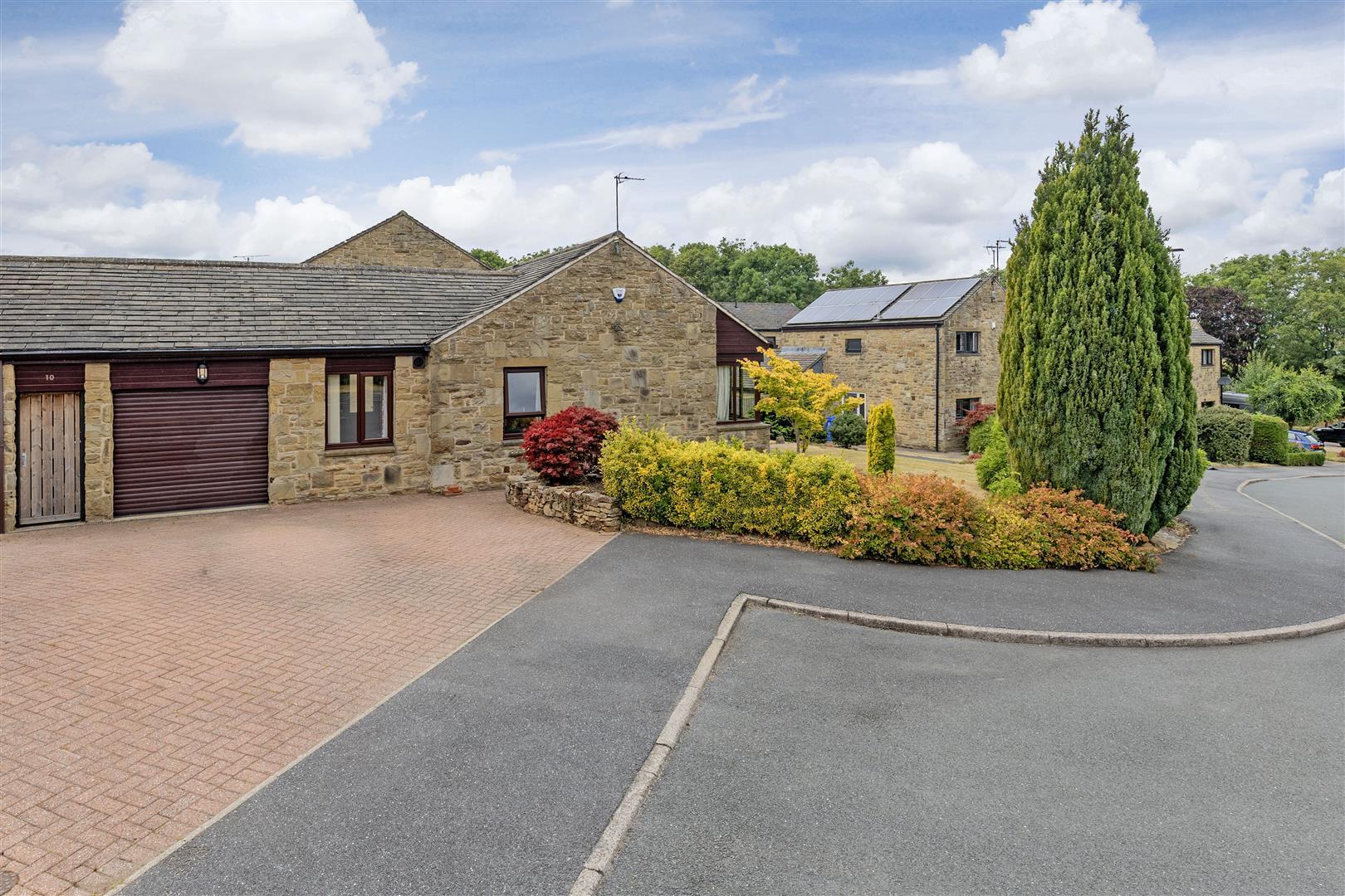 Lomas Close, Stannington, Sheffield Image 26