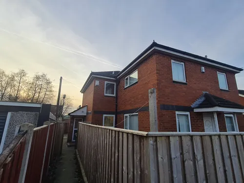 Cedar Walk, Featherstone, PONTEFRACTphoto