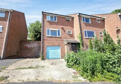 New Barn Close, Brighton