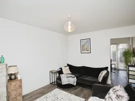 Kerry Hill Drive, Long Lawford, Rugby thumb 3