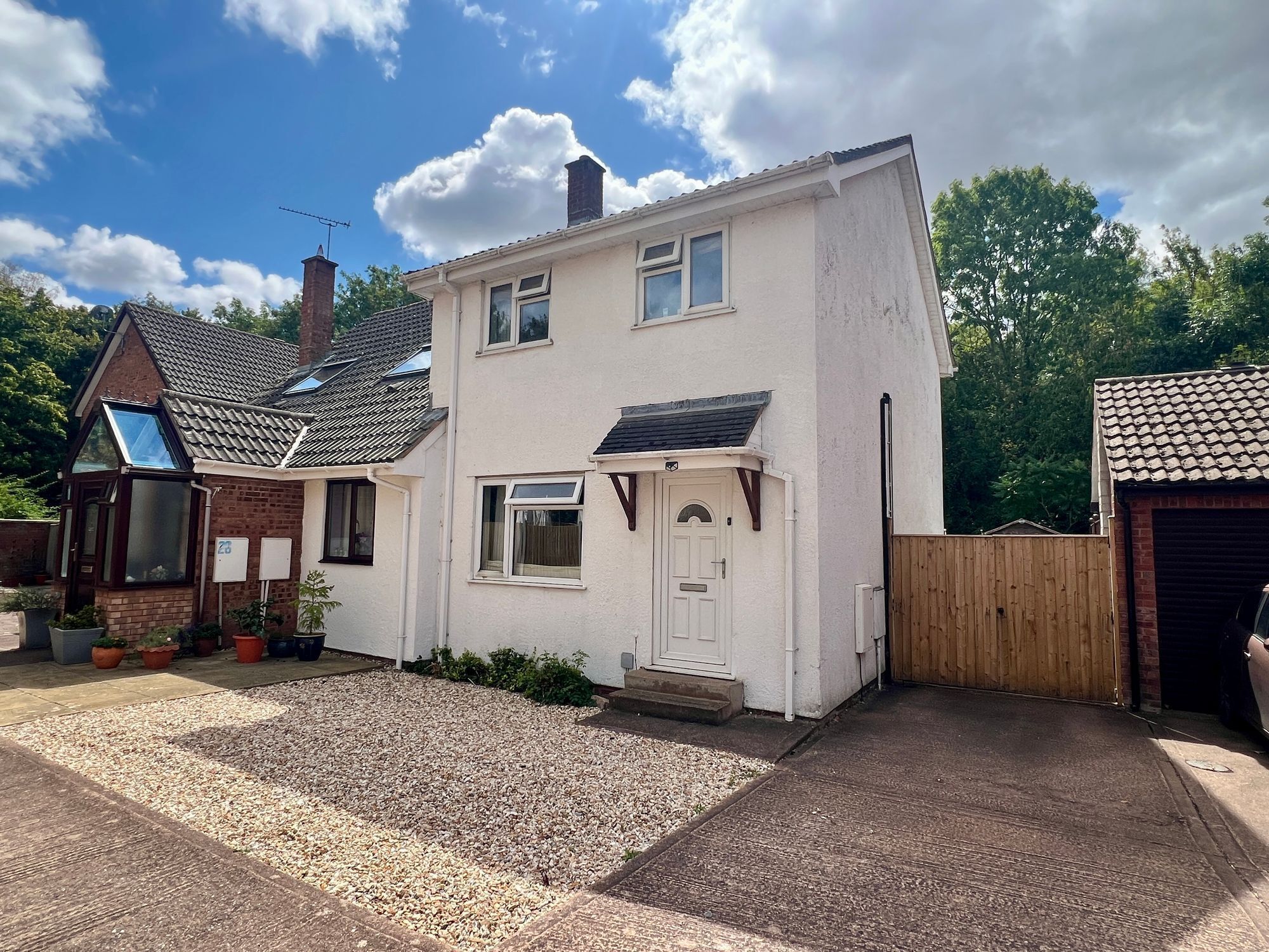 Larch Close, Taunton Image 1