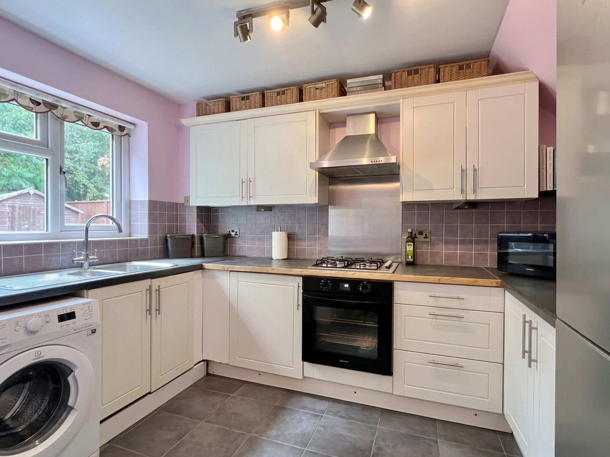 Larch Close, Taunton Image 3
