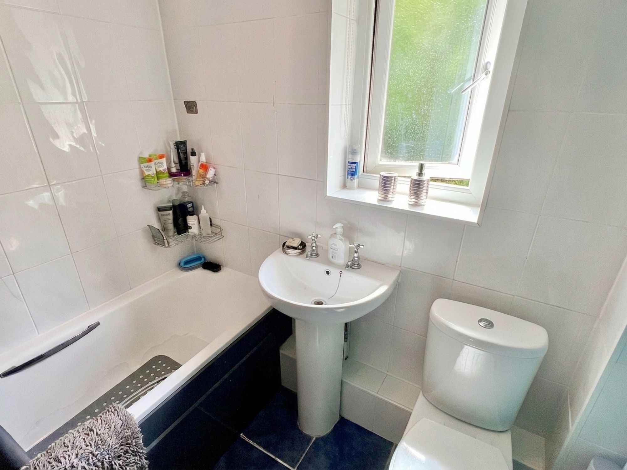 Larch Close, Taunton Image 8