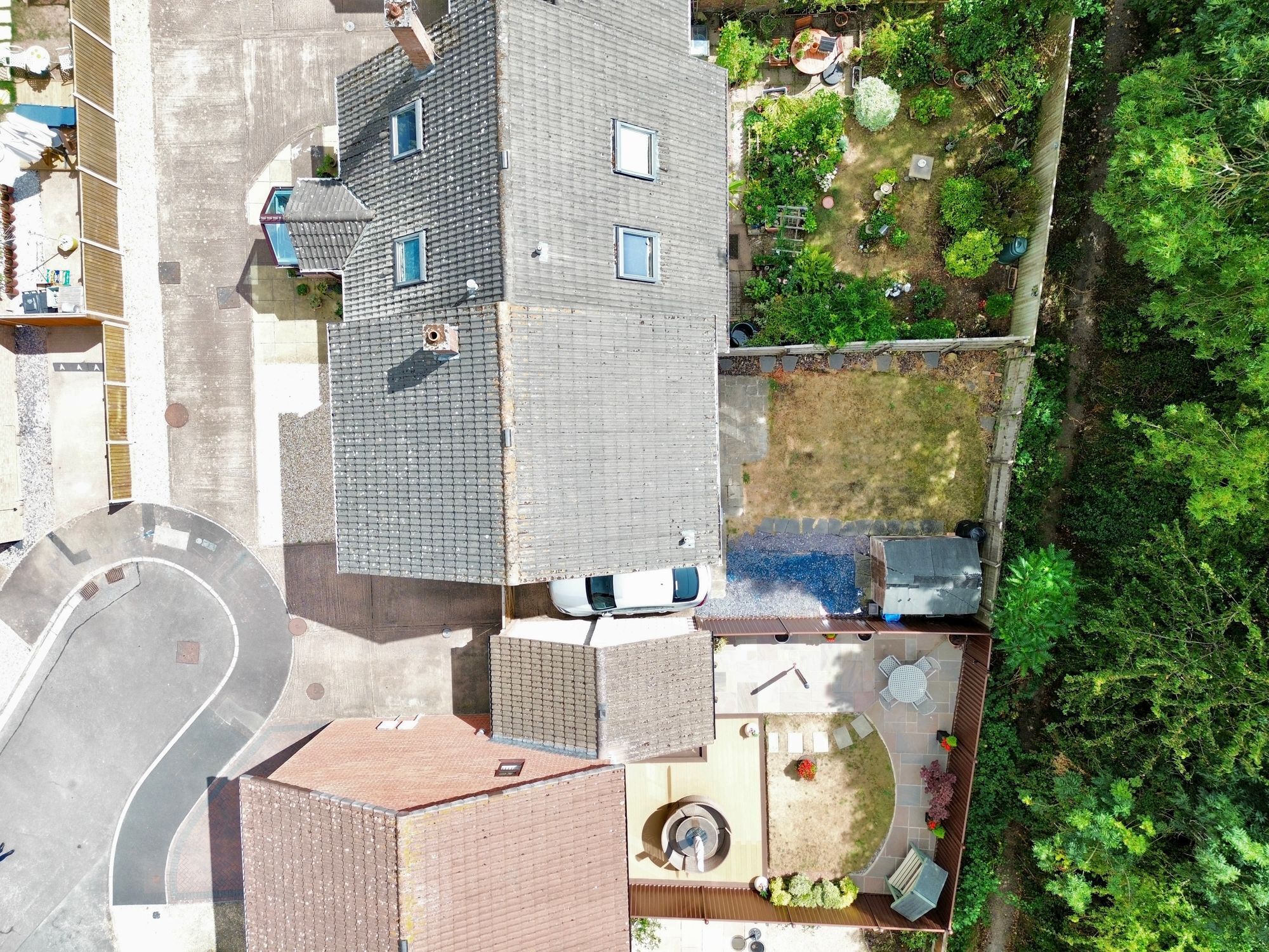 Larch Close, Taunton Image 11