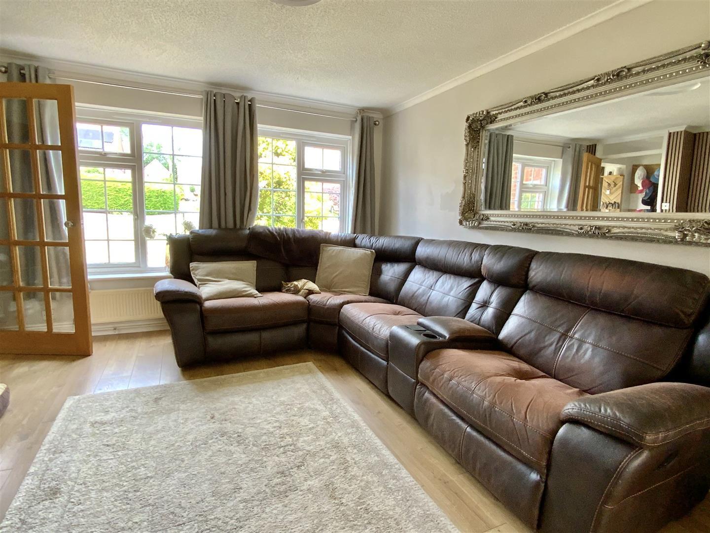 Falcon View, Greens Norton, Towcester Image 2