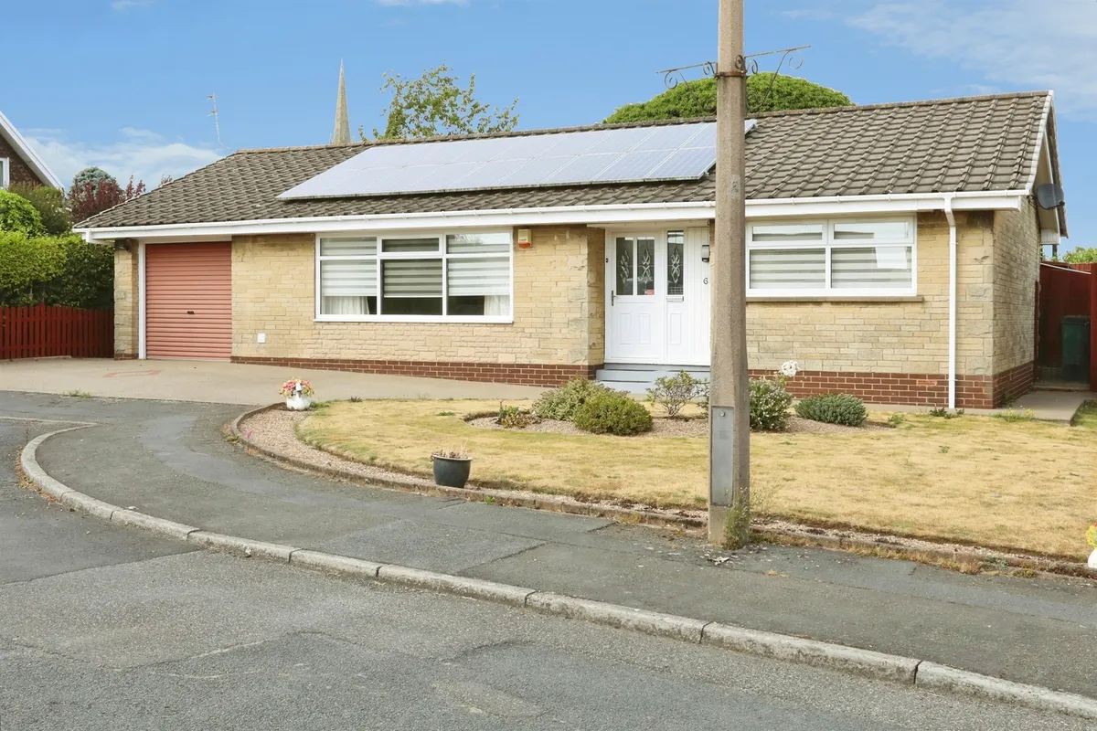 Old Hall Close, Laughton, SHEFFIELD