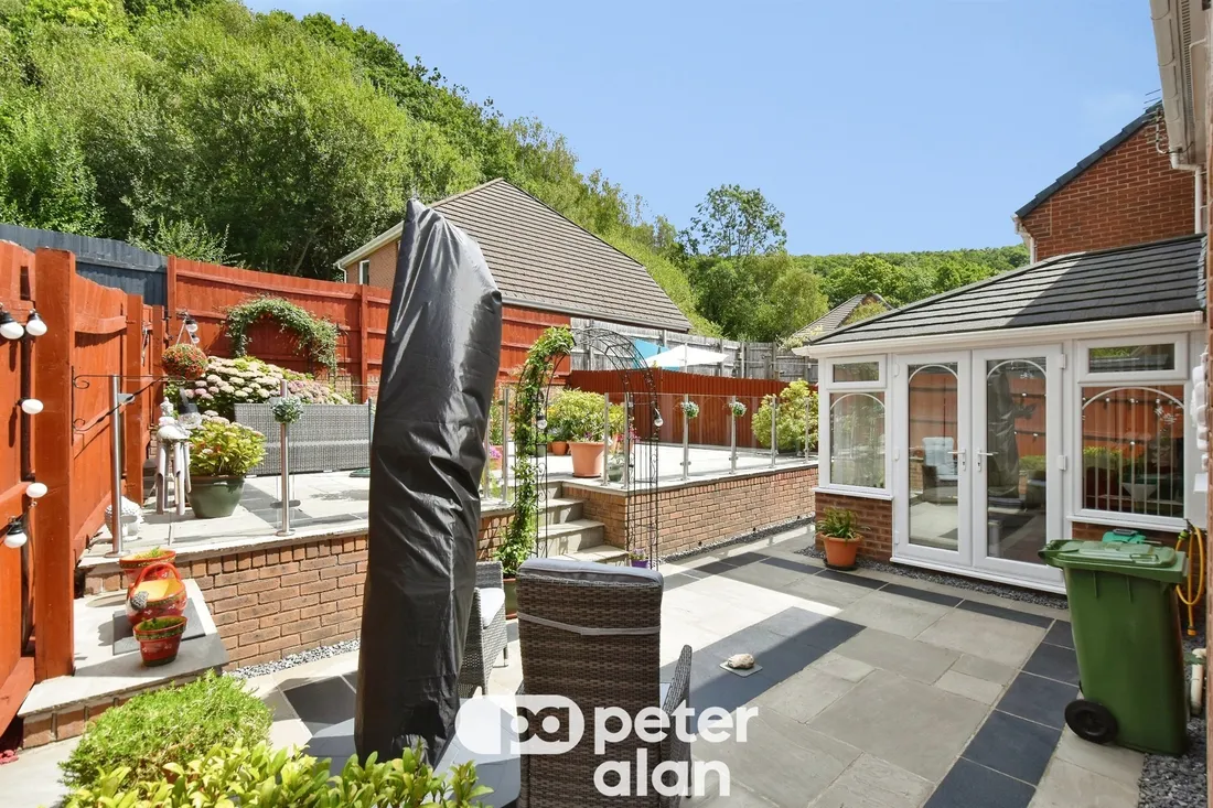 Property photo 28